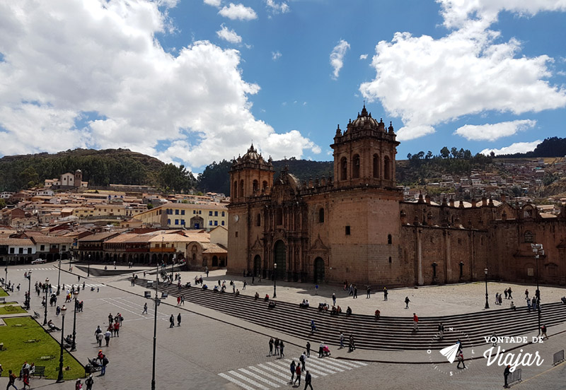 Cusco Peru - Plaza de Armas vista da Igreja da Companhia de Jesus