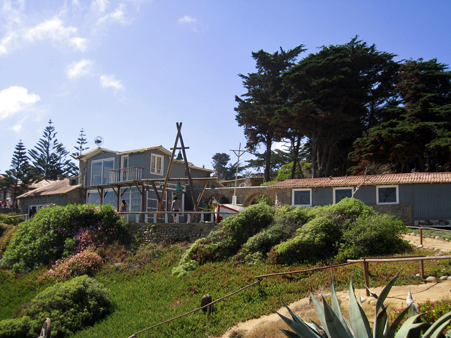 casas-de-neruda-no-chile-isla-negra-foto-molly