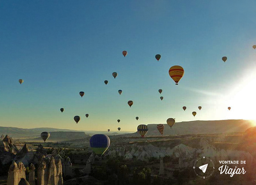 Turquia - Baloes na Capadocia ao amanhecer