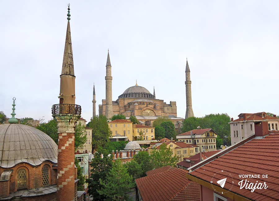 Santa Sofia, a mesquita que já foi igreja católica