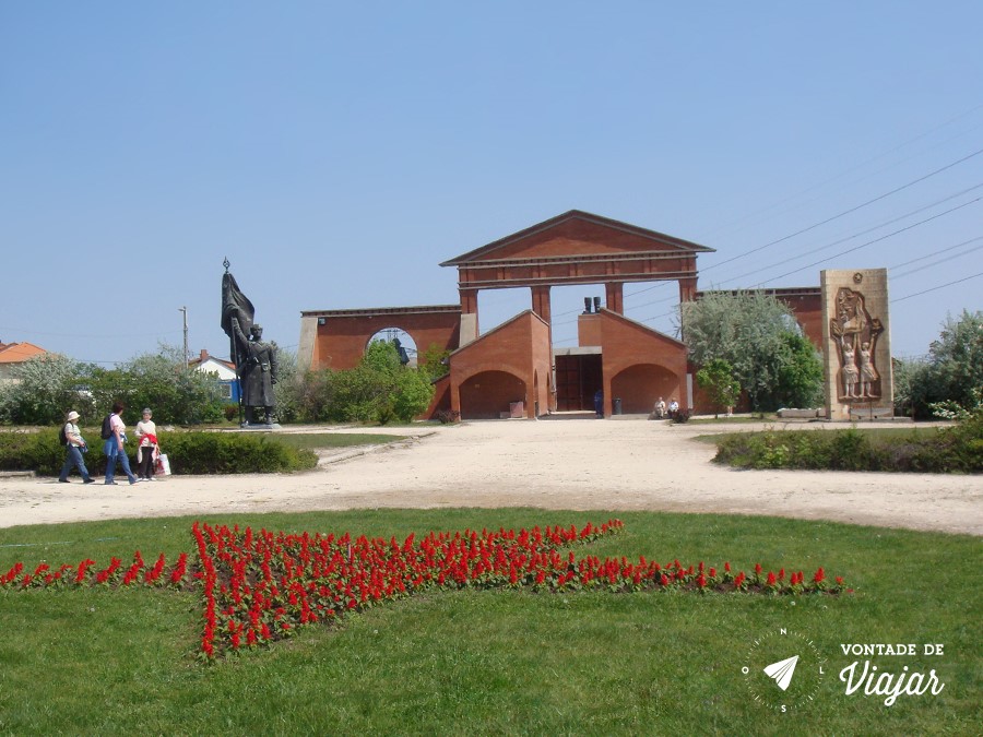 Budapeste - Memento Park o parque das estatuas (foto do blog Vontade de Viajar)