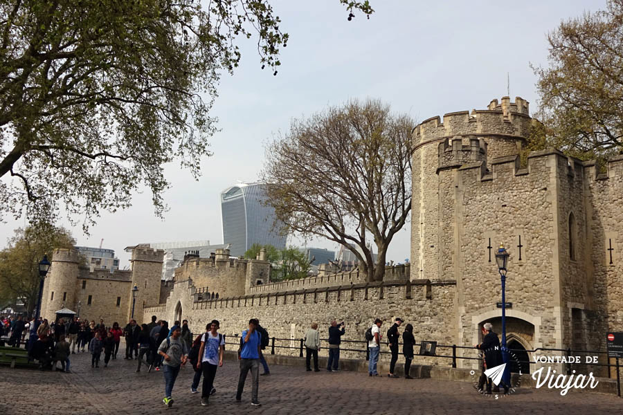 torre-de-londres-muralha-do-castelo