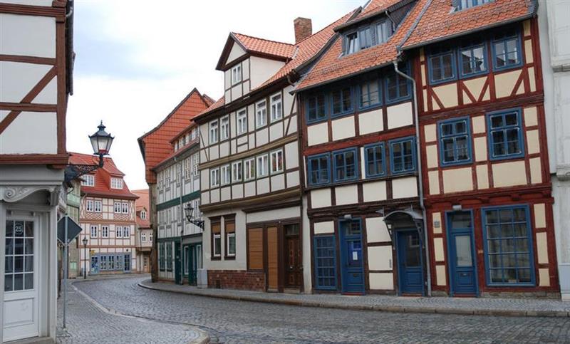 monuments-men-halberstadt-na-alemanha-foto-de-juergen-mangelsdorf