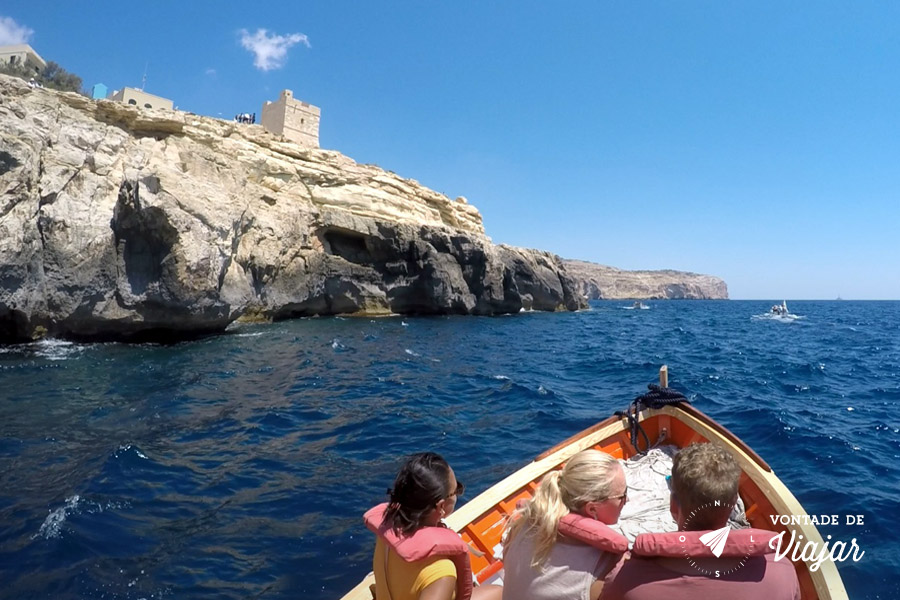 o-que-fazer-em-malta-passeio-de-barco-blue-grotto